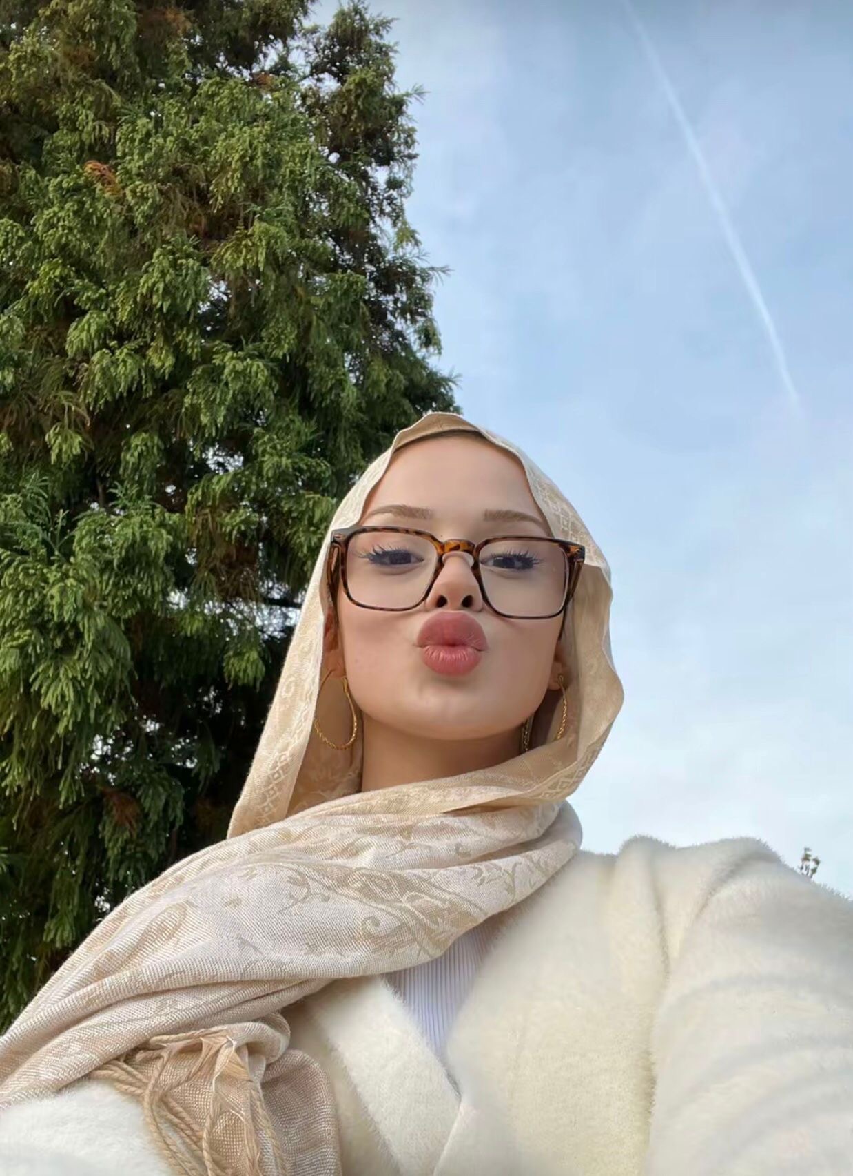Yeşilova İlham Verici Kadın Bayan Escort Zuhal