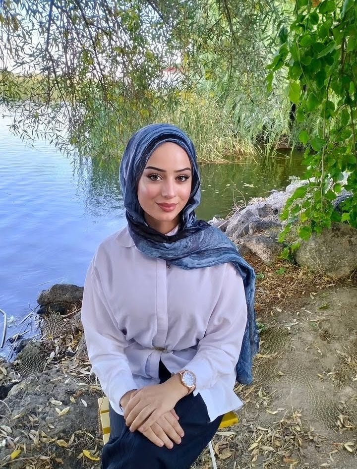 Yeşilova Zeki ve Nazik Kadın Escort Bayan İpek