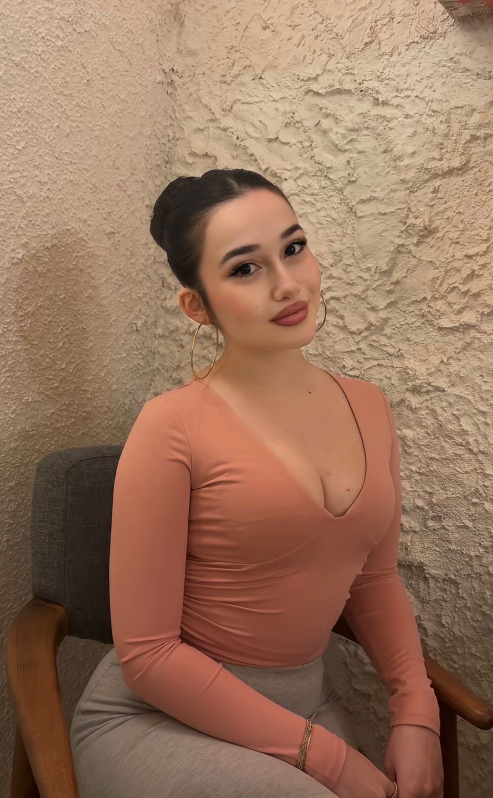 Yeşilova Üniversiteli Bayan Bayan Escort Serap